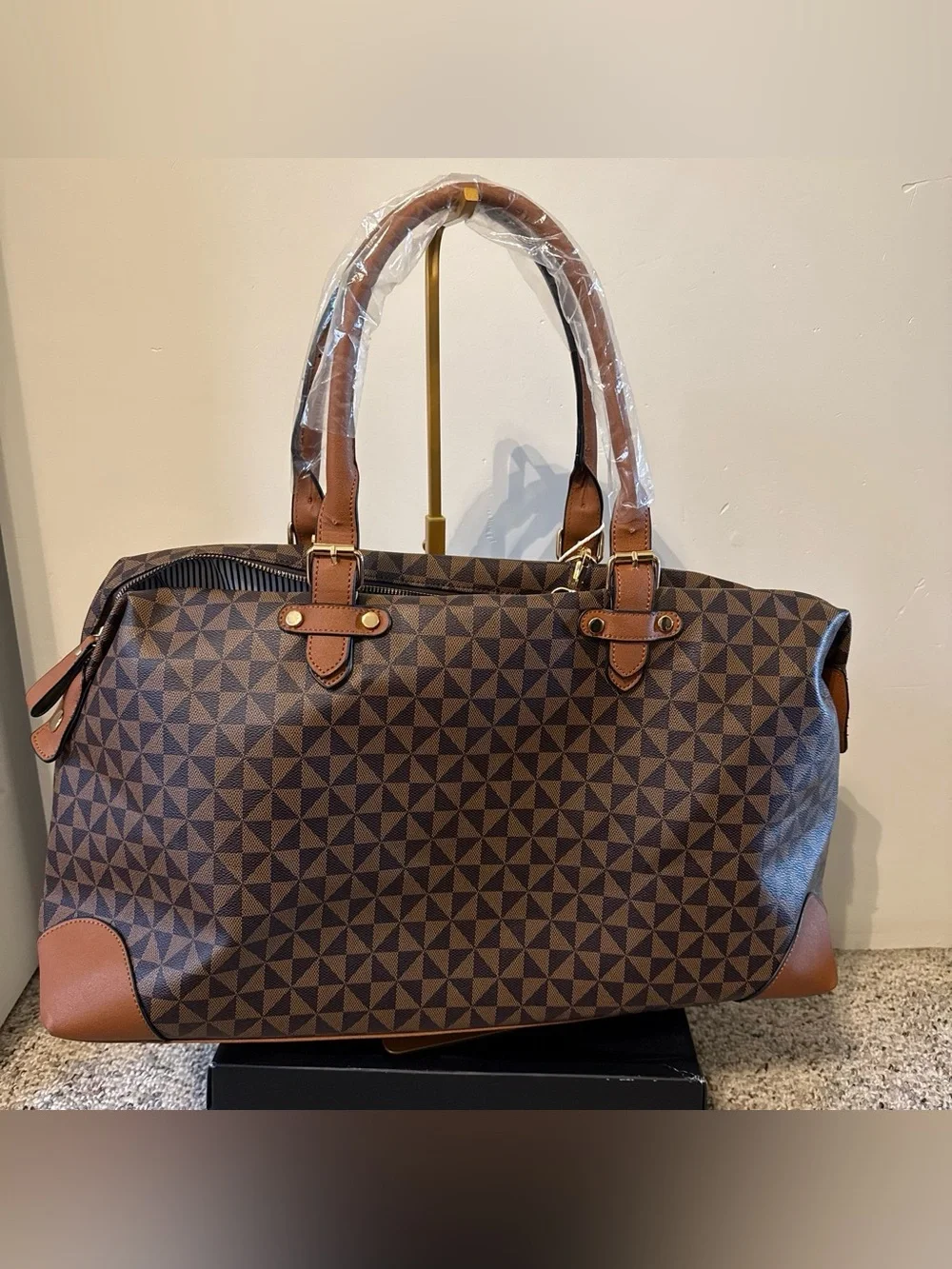Brown Geometric Travel Tote Bag - Stylish Unisex Carryall